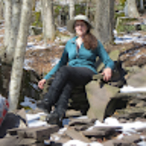 Meet your Posher, Julia - Picture 1 of 1